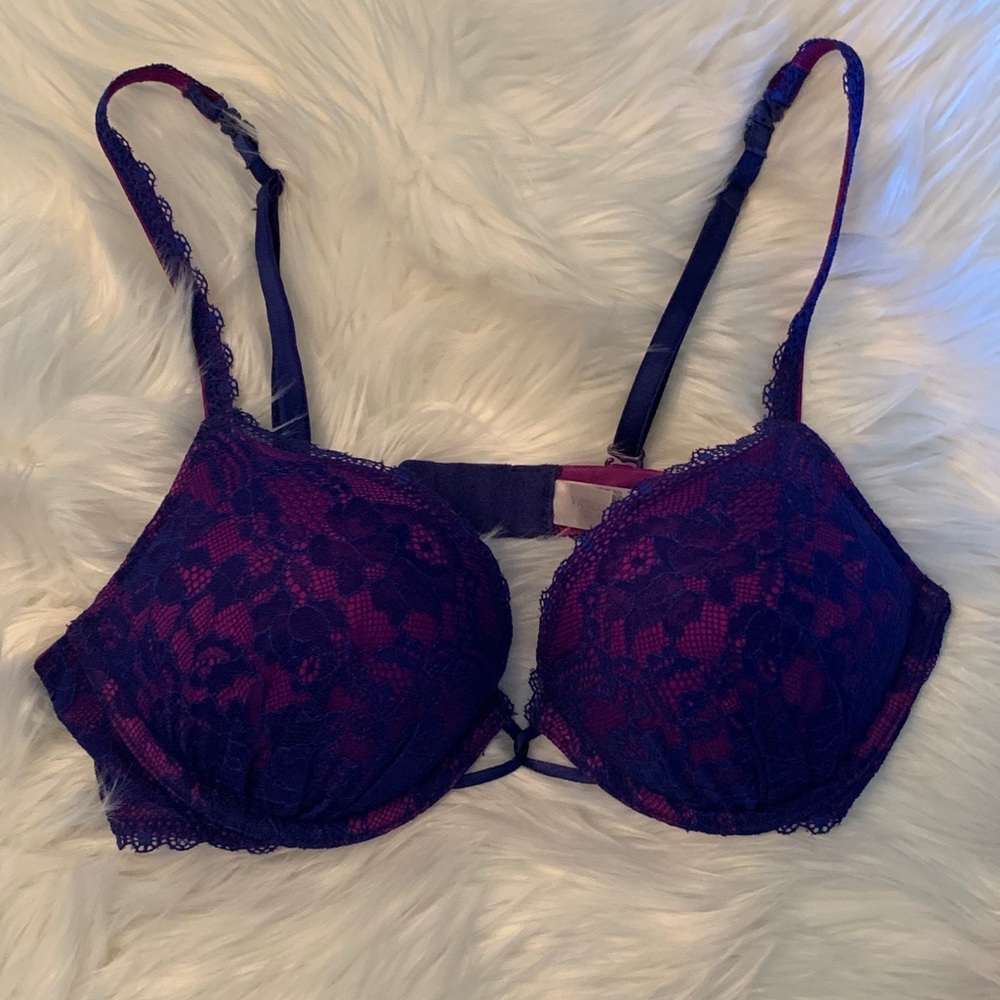 Victoria’s Secret Miraculous Plunge Bra